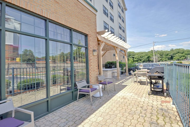 Homewood Suites by Hilton Boston-Peabody