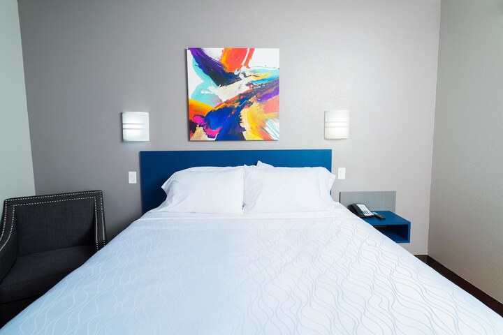 Studio Z an Ascend Collection Hotel