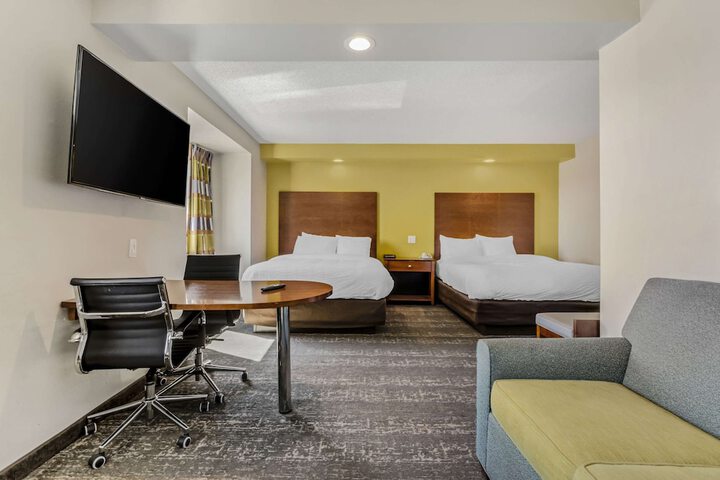 Room 16 of 31