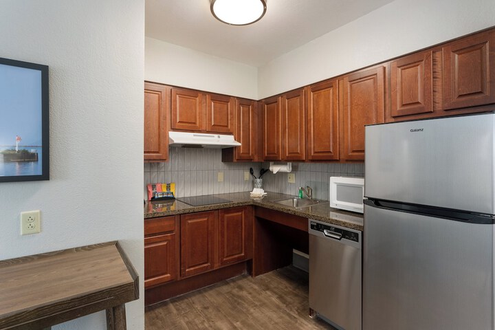 Staybridge Suites West Seneca by IHG