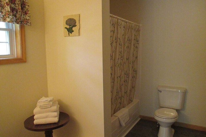 Room 34 of 91
