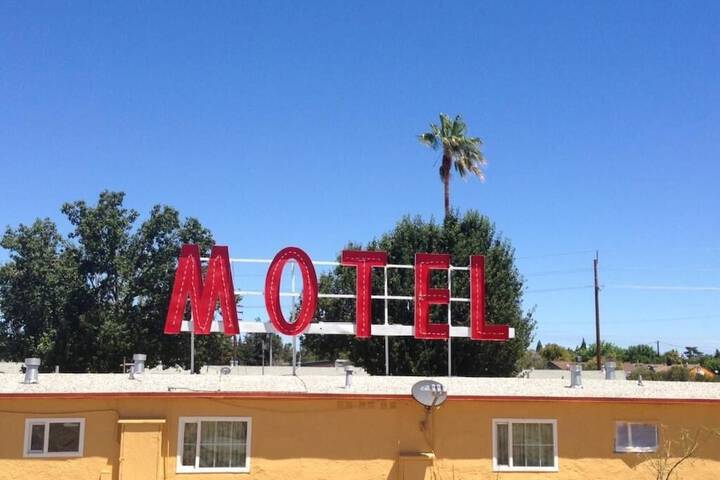 Hotel 1 of 17