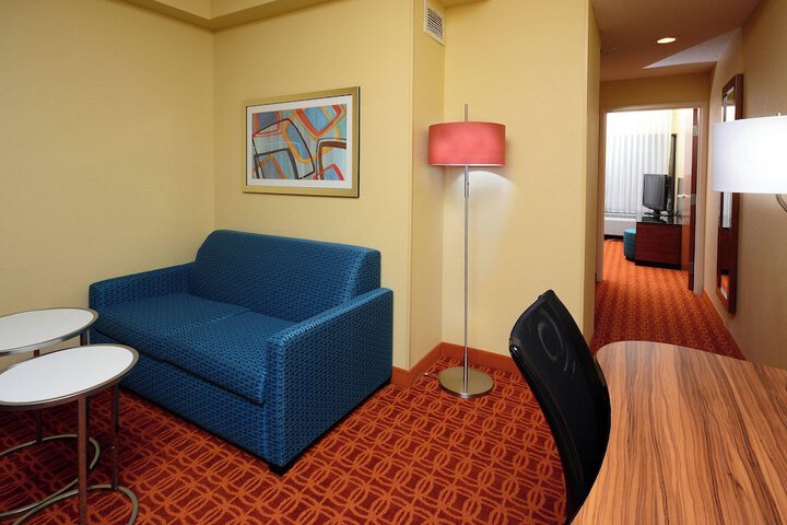 Room 26 of 38