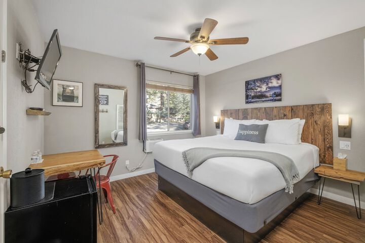 Room 16 of 37
