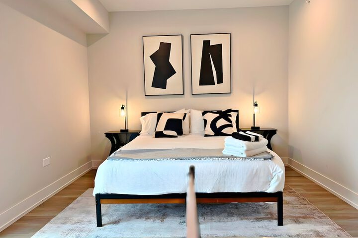 Modern 4BR with Parking - WV rep 4