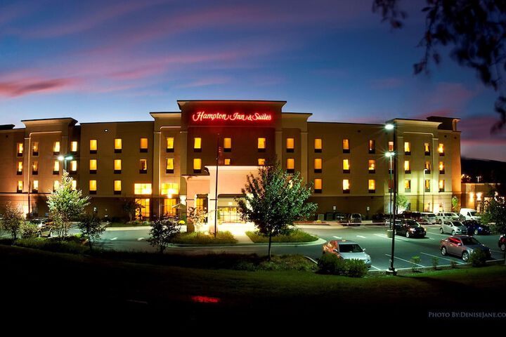 Hotel 3 of 81