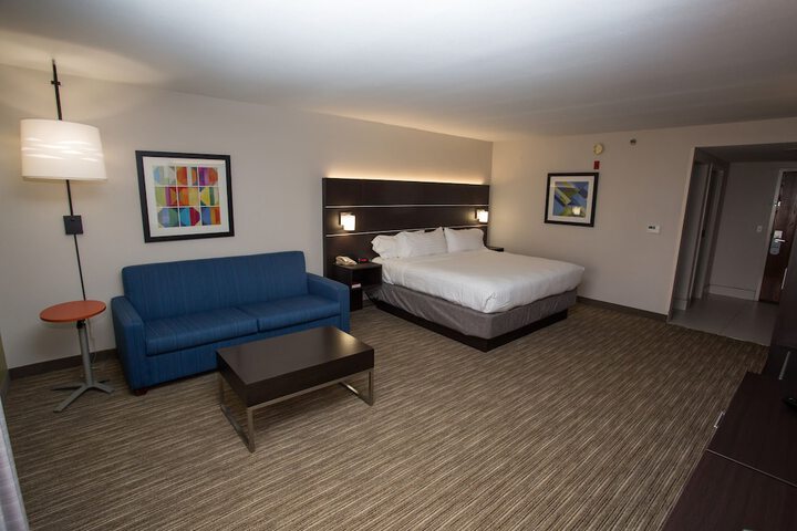 Room 18 of 75
