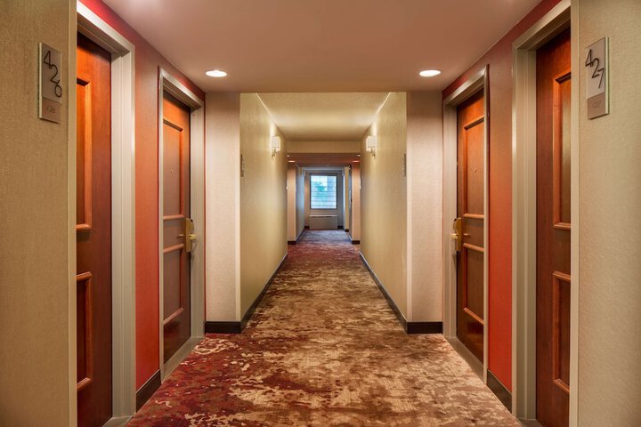 Room 18 of 36