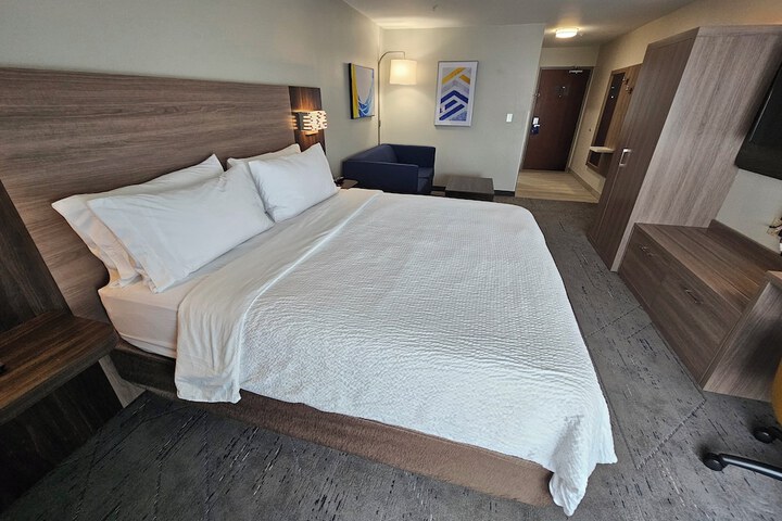 Room 21 of 61
