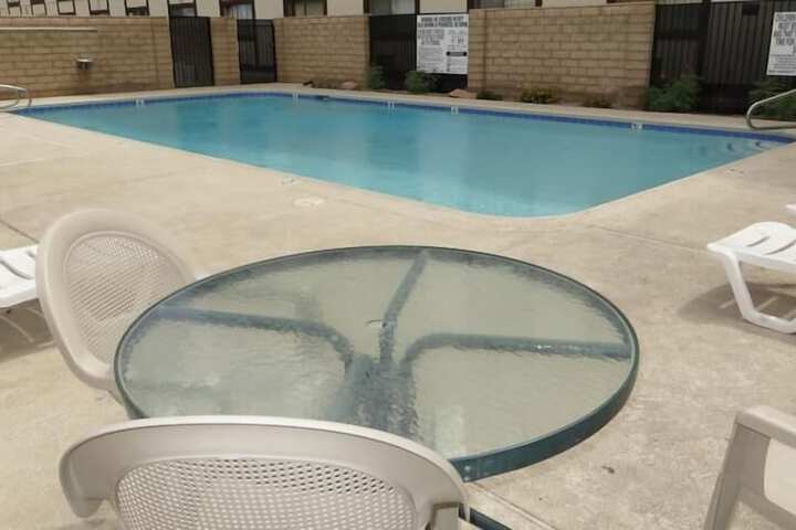Pool 4 of 42