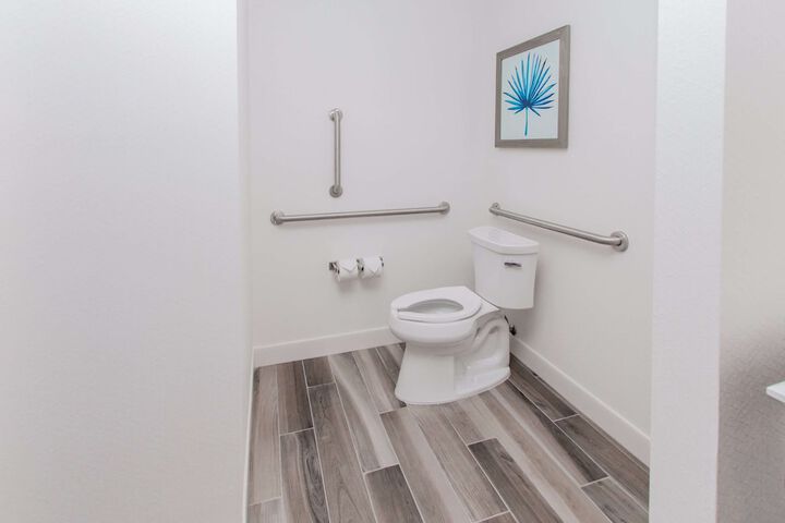 Hampton Inn & Suites Panama City Beach-Beachfront