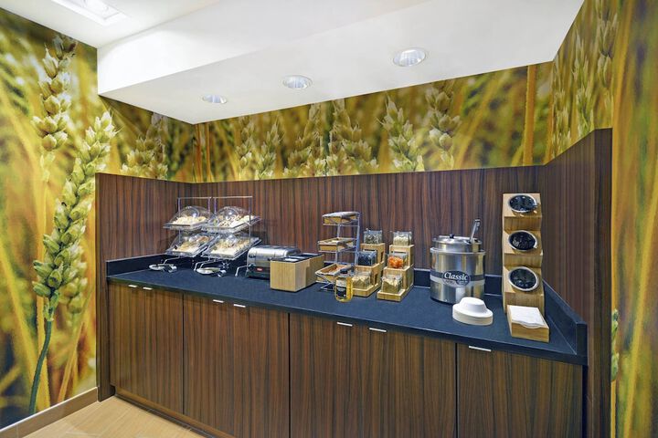 Breakfast/Coffee Service 37 of 48