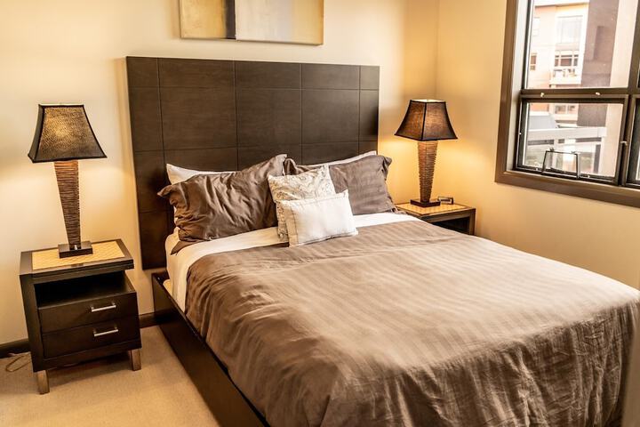 Room 8 of 20