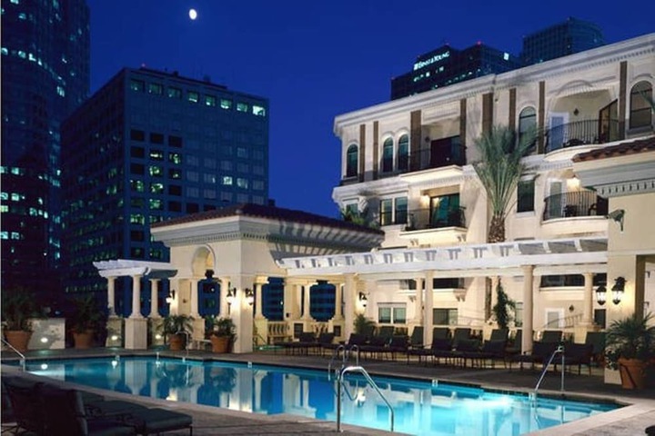 Hotel 2 of 65