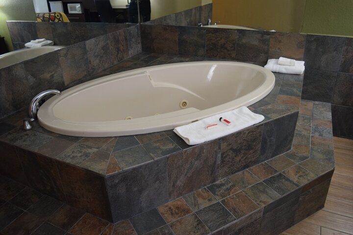 Hot Tub 65 of 66