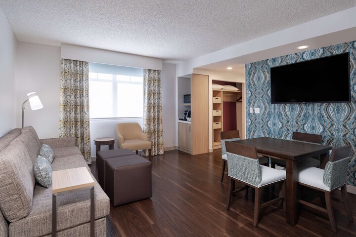 Room 29 of 63