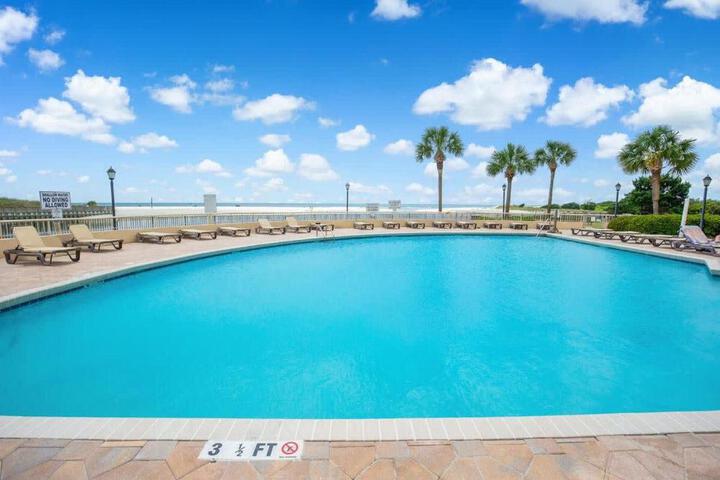 Oceanfront Condo Huge Pools Top Rated Ocean Creek Resort