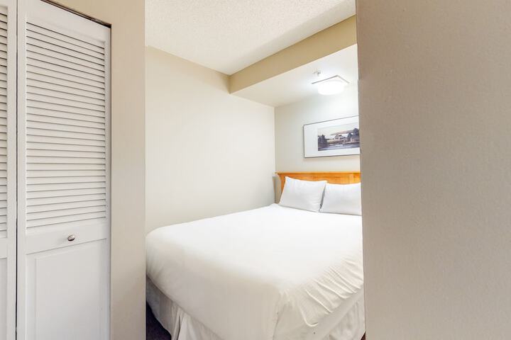 Room 64 of 116