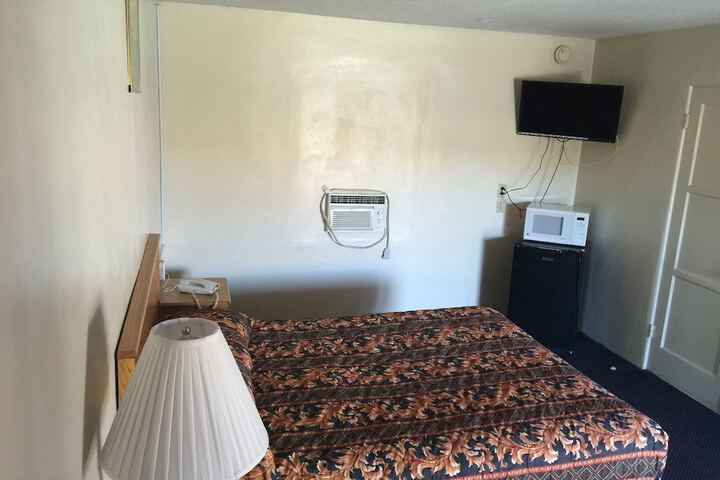 Room 23 of 44