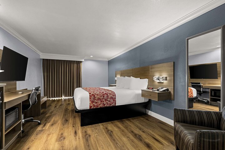Best Western Moreno Hotel & Suites