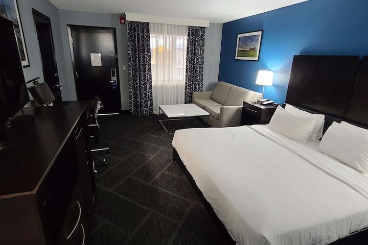 Room 14 of 72