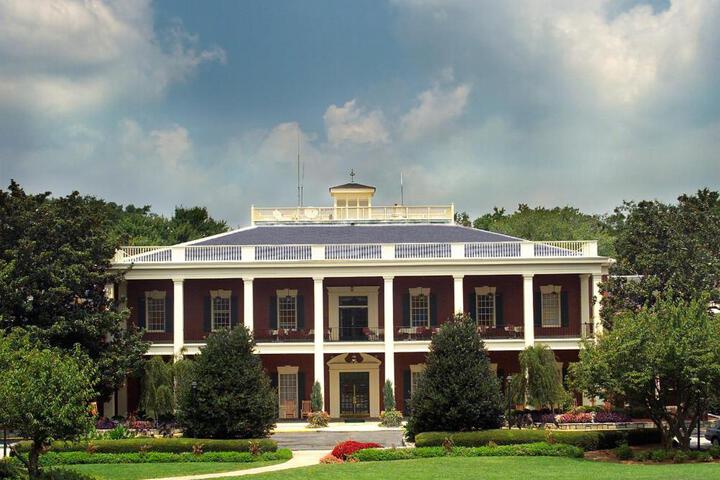 The Inn at Stone Mountain Park