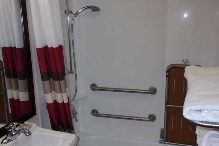 Room 15 of 30