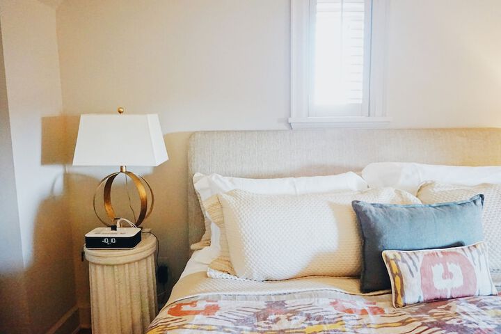 Room 25 of 123