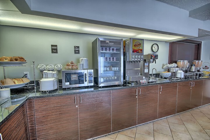 Breakfast/Coffee Service 52 of 56