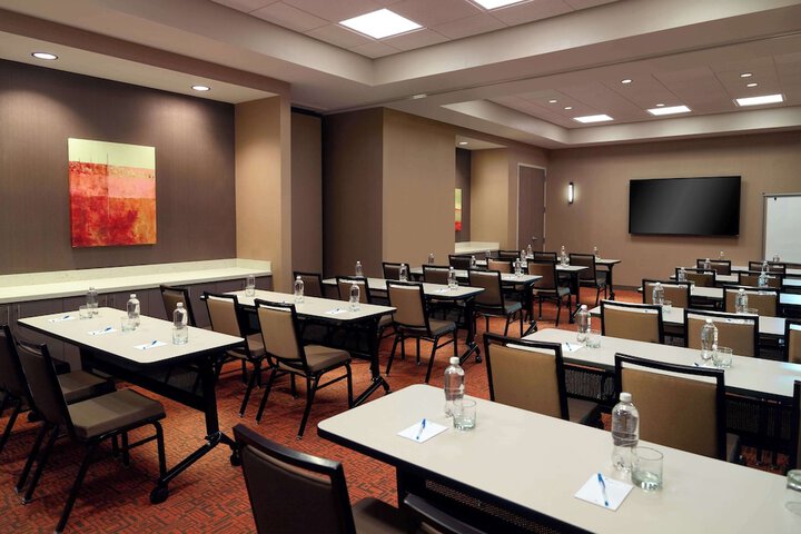 Hyatt House Atlanta Downtown