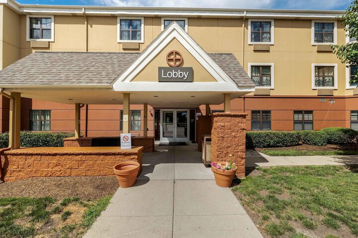 Extended Stay America Suites Chicago Gurnee