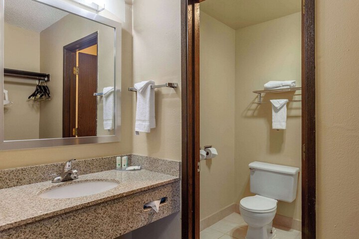 Quality Inn Ontario