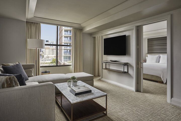 Room 92 of 171
