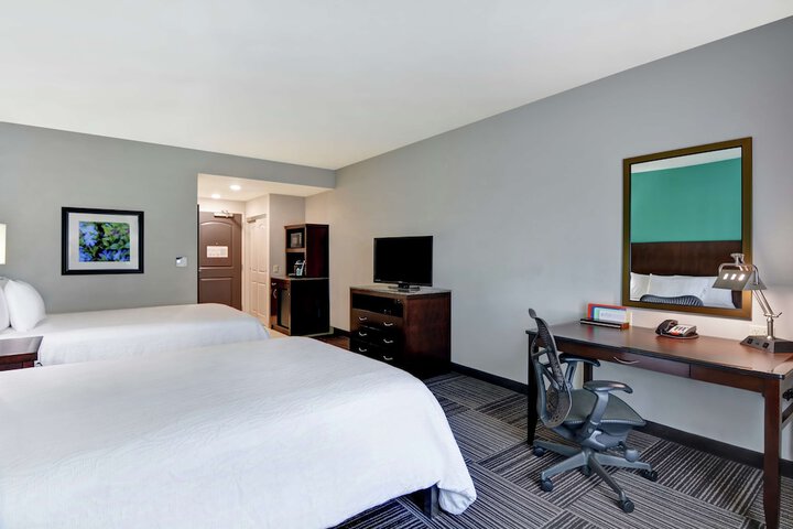 Hilton Garden Inn Fayettevile