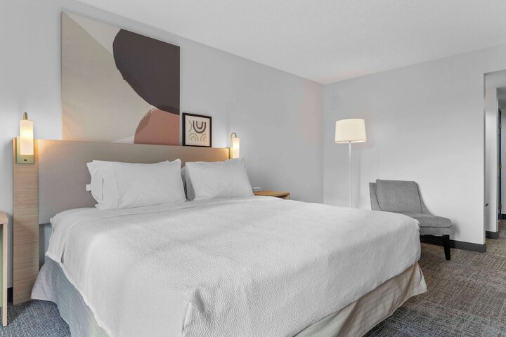 Room 20 of 35