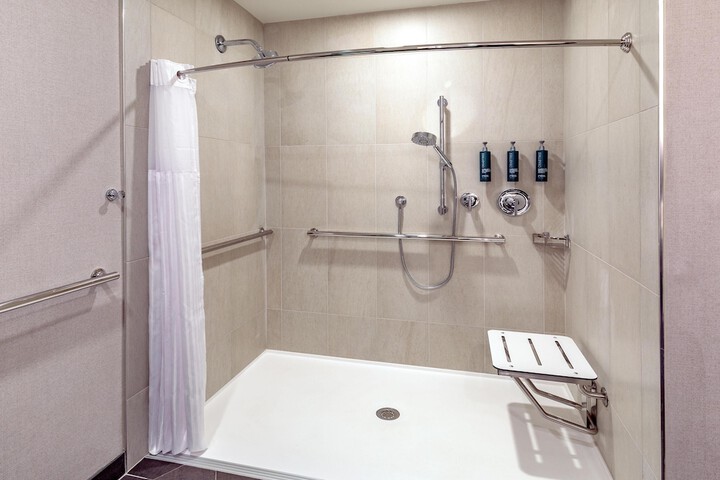 DoubleTree by Hilton Burlington Vermont
