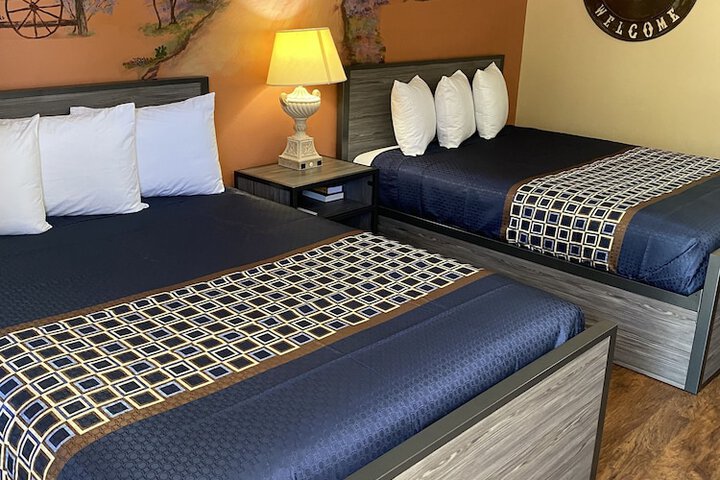 Room 54 of 70