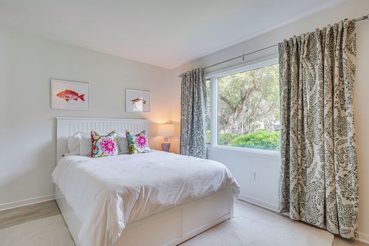 Kiawah Island Vacation Rental: Walk to Beach!