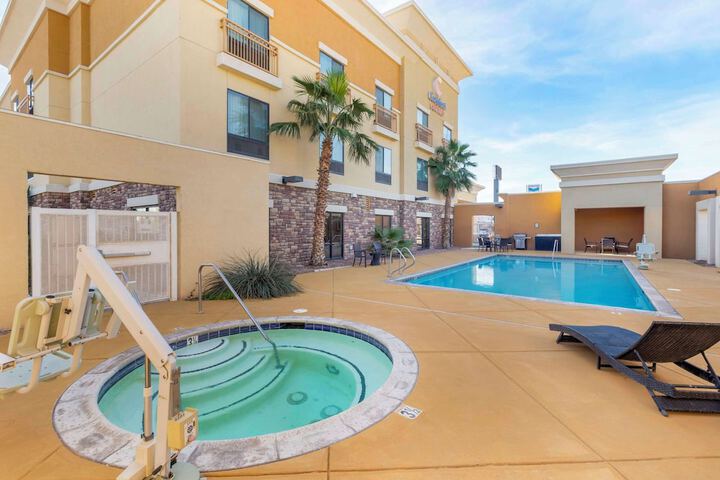 Pool 5 of 46