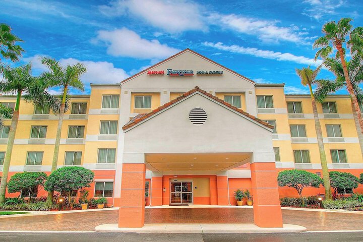 Hotel 2 of 27