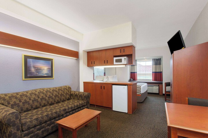 Room 44 of 53