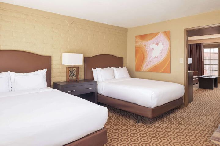 Room 44 of 68