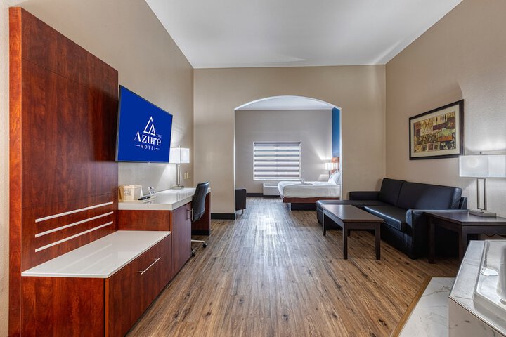 Room 142 of 170
