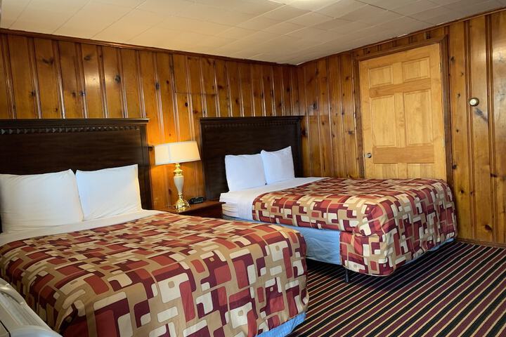 Room 9 of 31
