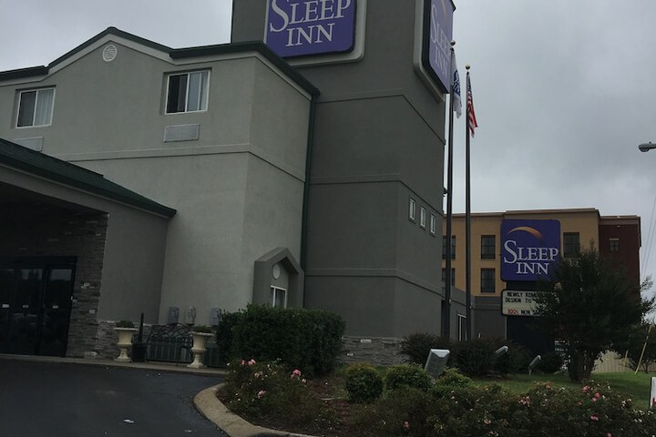 Hotel 15 of 49