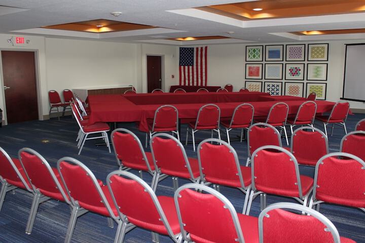 Holiday Inn Express Hotel & Suites Orlando South-Davenport by IHG