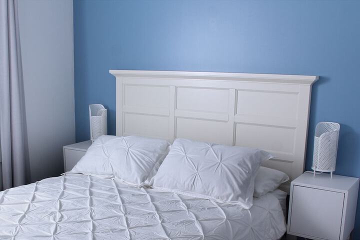 Room 103 of 144