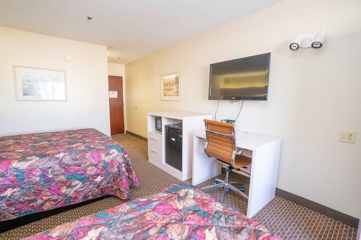 Room 28 of 42