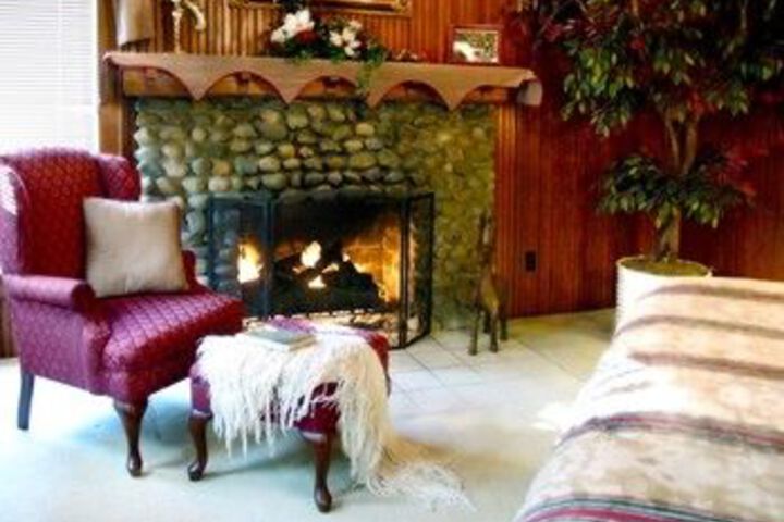 Arbor Hill Inn
