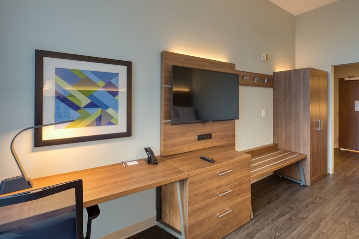 Room 35 of 119